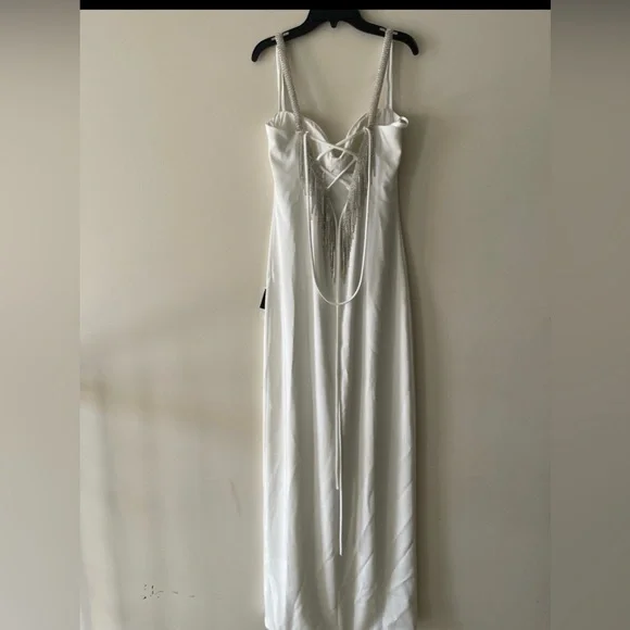 Gianni Bini Sweetheart Neckline Beaded Fringe Front Slit Black Embellished  Dress - greenwatershopping.com